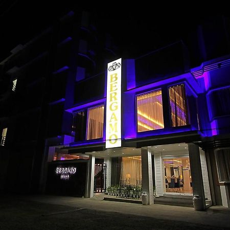 Bergamo Hotel Lingayen Ngoại thất bức ảnh